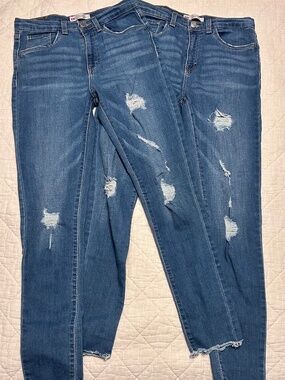 Levi’s girls 720 jeans - 2 pairs!
